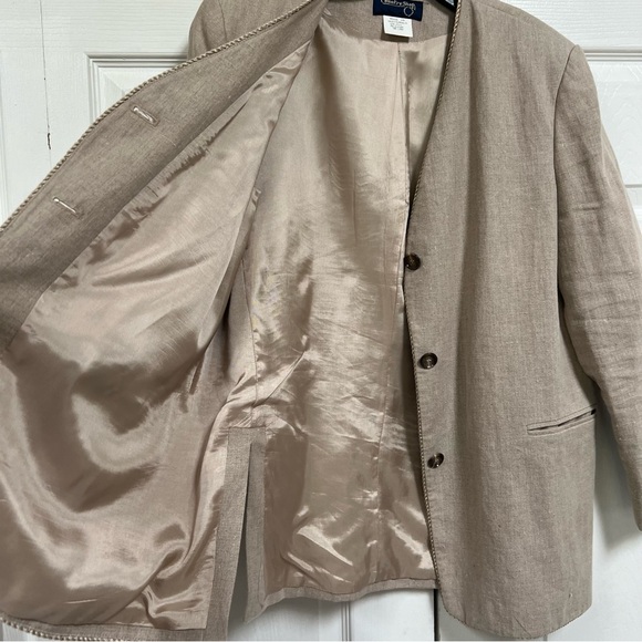 COPY - Linen Blazer Women’s Size Medium Tan Pockets - Picture 3 of 14